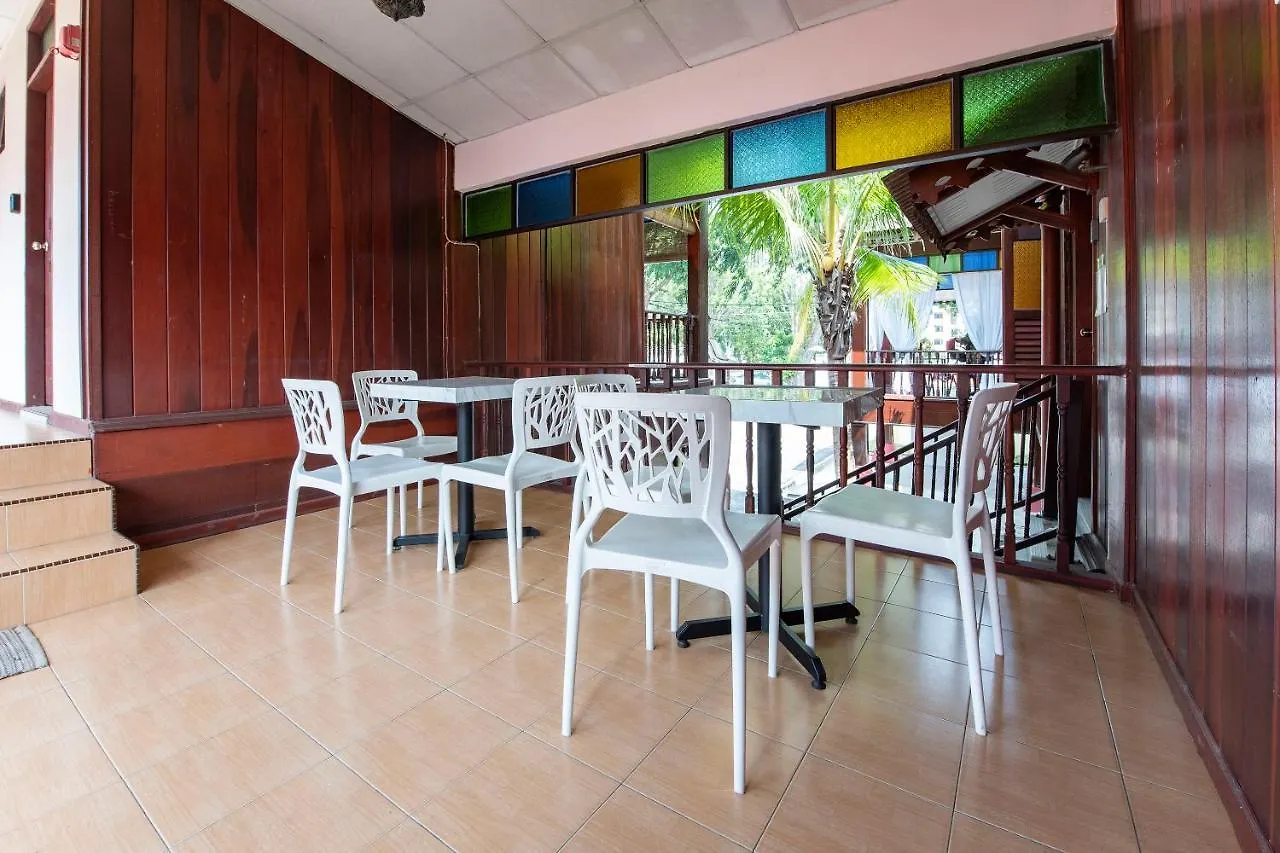 Oyo 90340 Morten Villa Malacca 2*,
